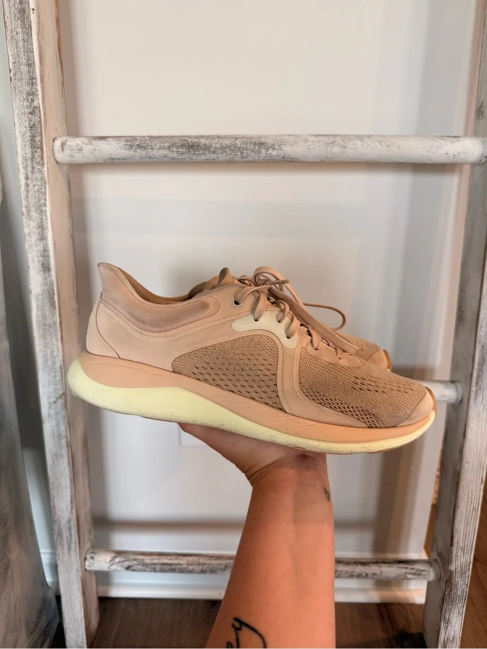 Lululemon Women's Chargefeel Athletic Shoes Sneakers Pink Size 9.5 Fair See Pics